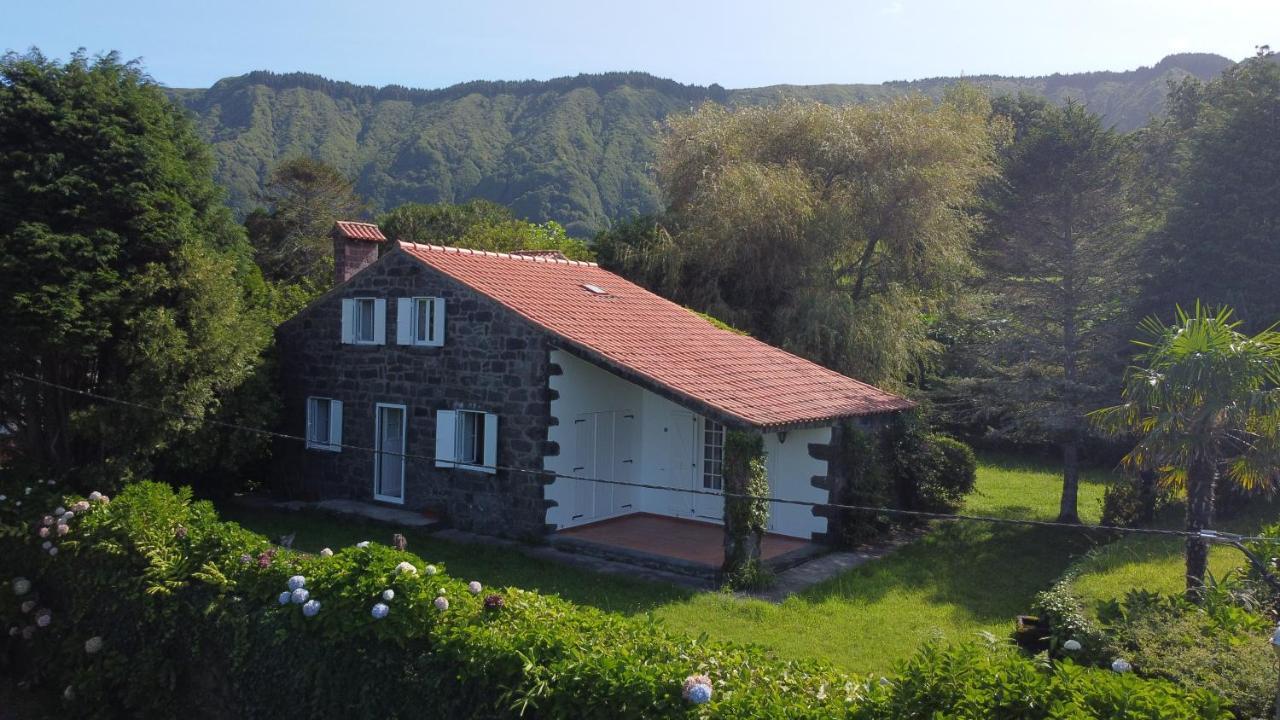 Stone House - Sete Cidades Luaran gambar